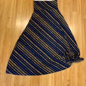 LuLa Roe: Maxi Skirt